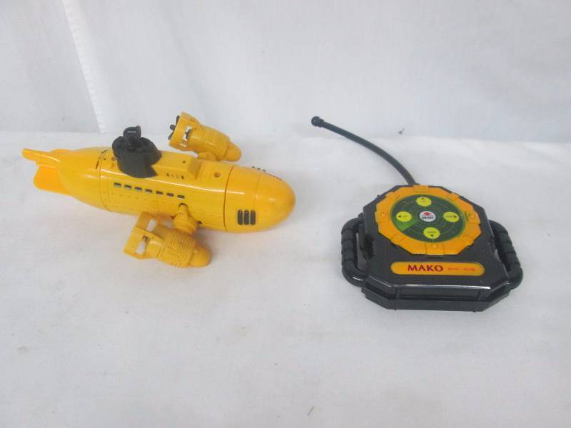 Swimline Yellow Submarine Remote Control Toy | December Store Returns ...