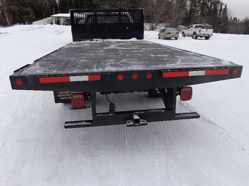 lot 4 image: Flat Bed