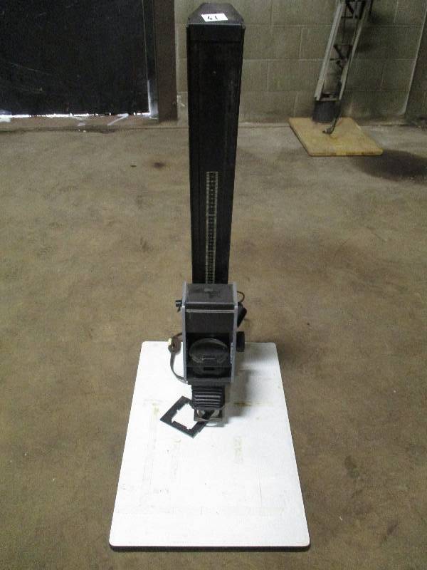 lot 61 image: Enlarging Lamp