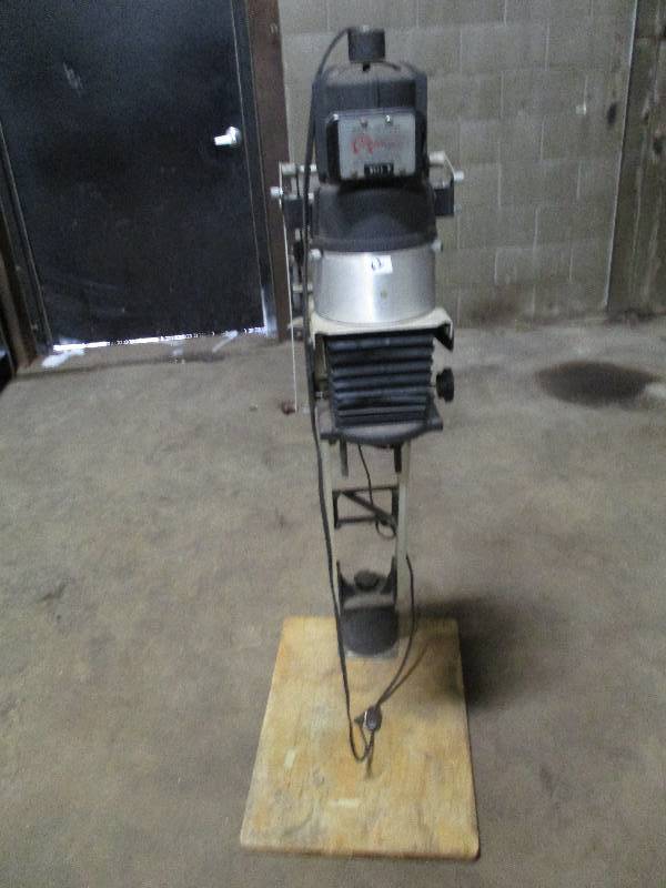 lot 62 image: Omega D2 Enlarging Lamp