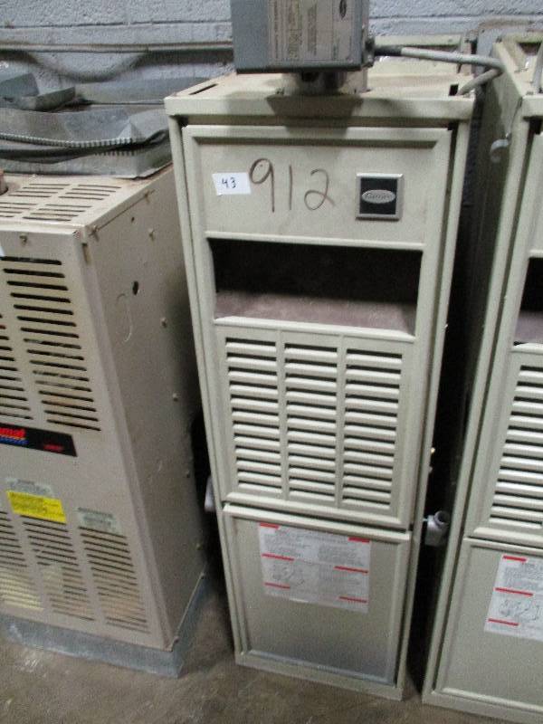 lot 44 image: Carrier Naturel Gas Furnace