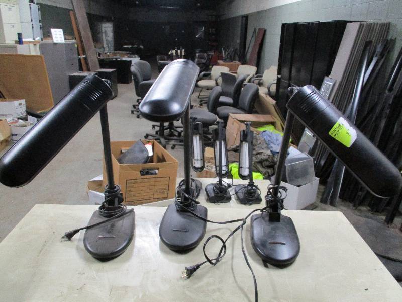 lot 77 image: 3 Desk top Portable Lamps
