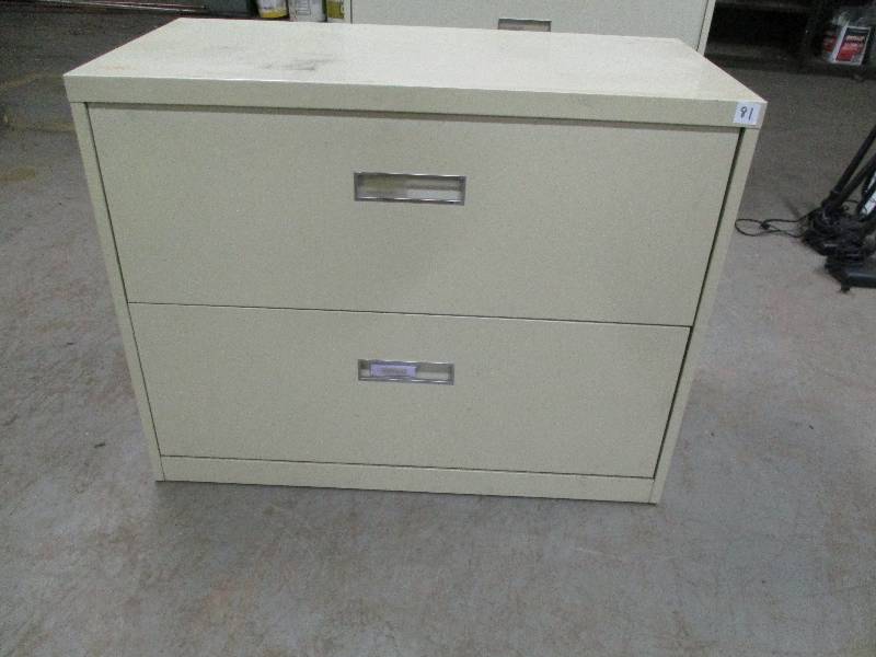 lot 81 image: 2 Drawer Lateral Filing Cabinet