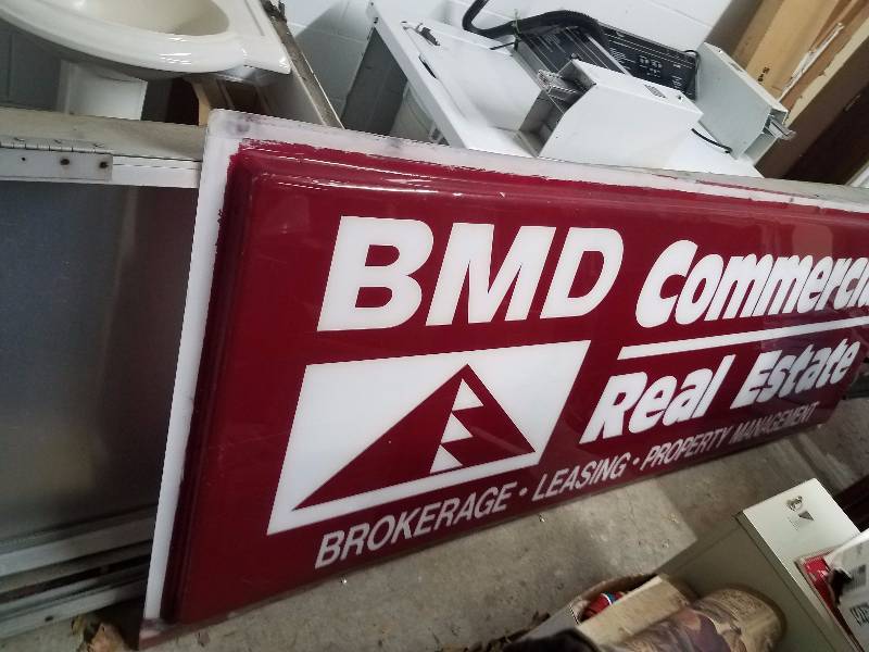 Outdoor illuminated Sign Frame