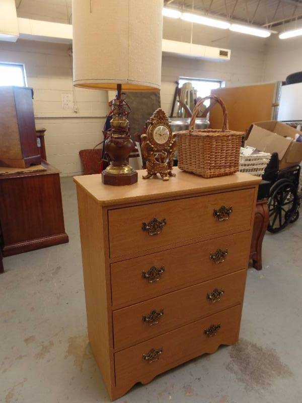 Dresser and Accessories