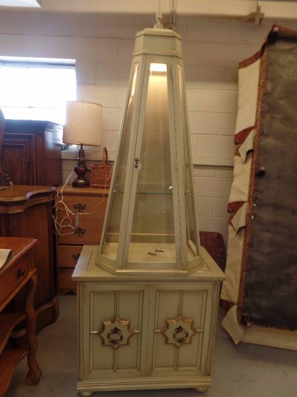 Display Cabinet