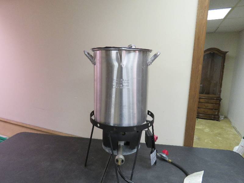 Turkey deep fryer