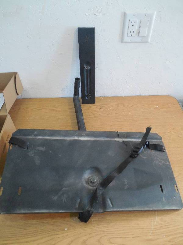 lot 6 image: 2 TV STAND WALL MOUNT KITS