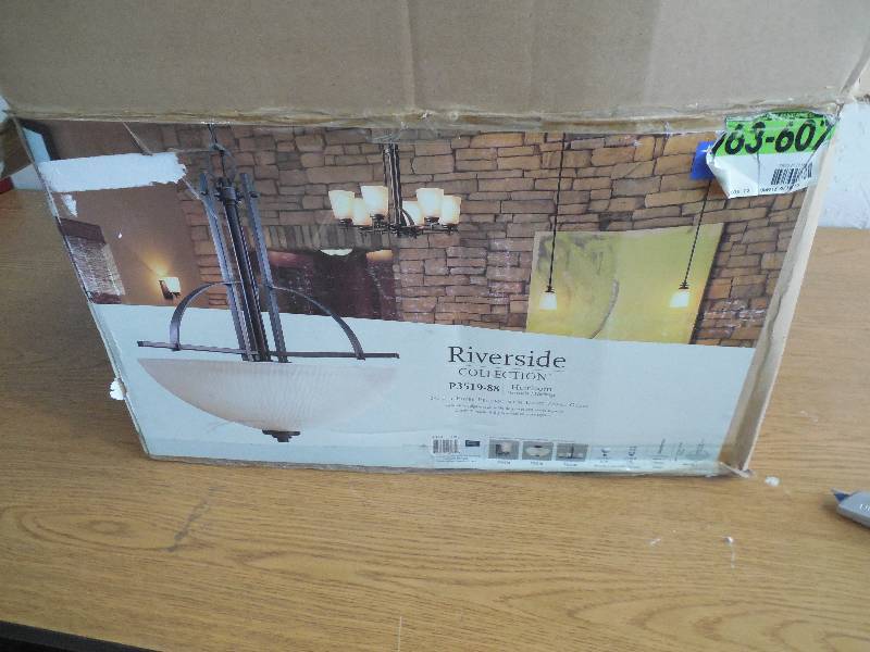 lot 52 image: Progress Lighting Riverside Collection 3-Light Heirloom Foyer Pendant
