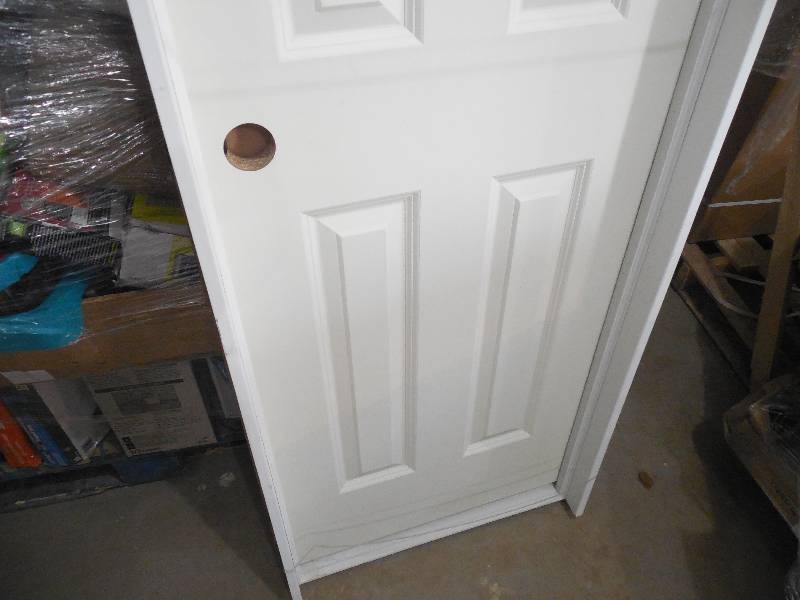 lot 69 image: 24 WHITE 6 PANEL INTERIOR DOOR
