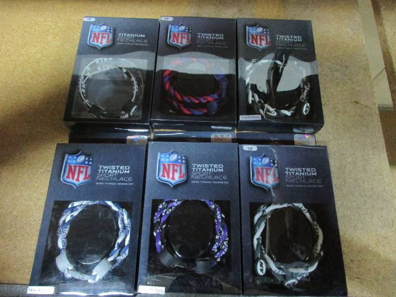 6 NFL lanyards