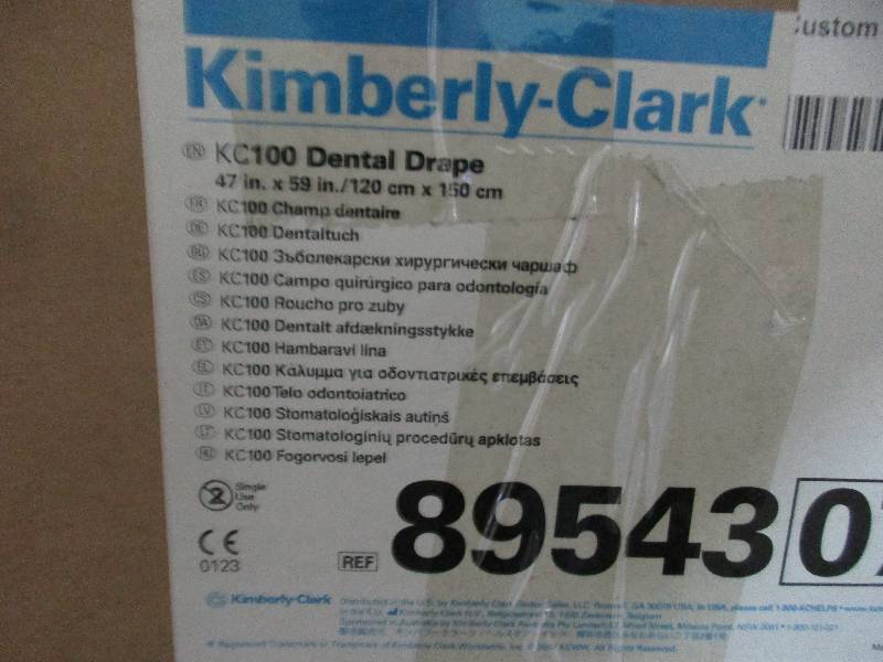 case of dental drapes 59 x 47