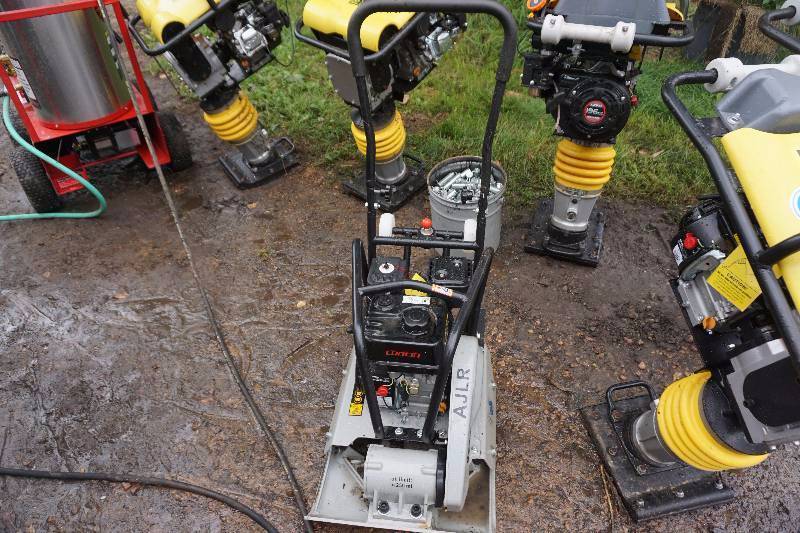 AJLR Model LC90T Power Plate Compactor