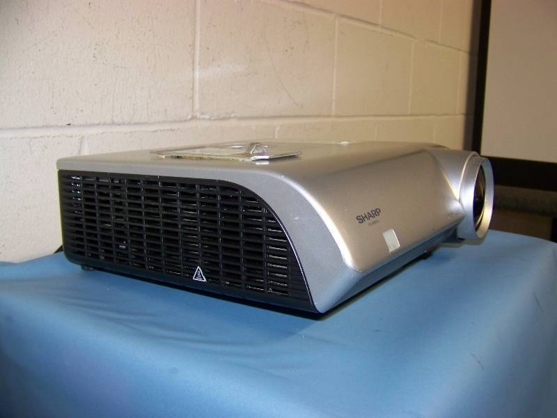 lot 12 image: Sharp, PG-MB60X, DLP Projector