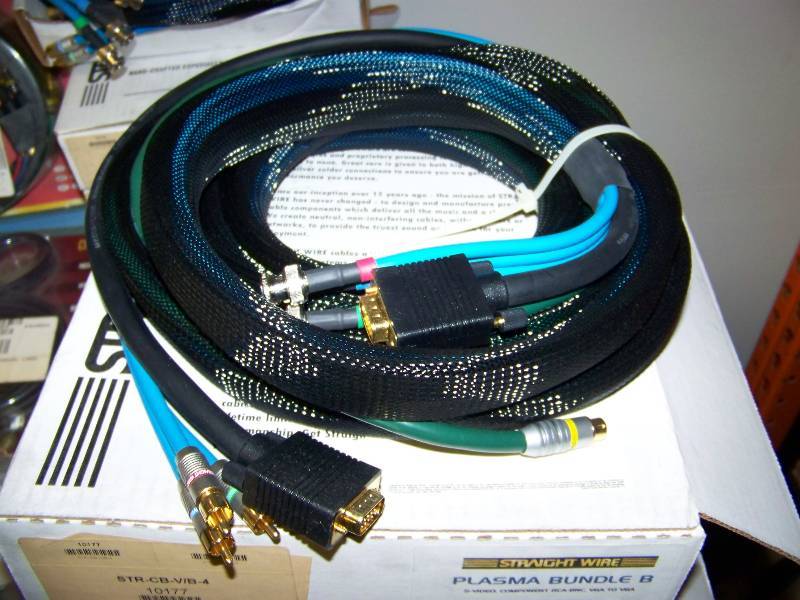 lot 46 image: Large lot of misscellaneous Straight Wire, Audio  Video  Computer, Cables - BRAND NEW