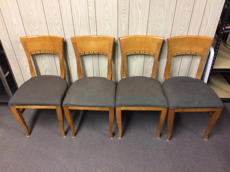 lot 38 image: 4 WOODEN CHAIRS UPHOLSTERED SEATS