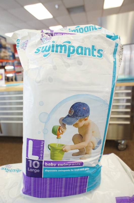lot 14 image: Lot of 3 - New Tippy Toes Disposable Baby Swimpants Large (32-40lbs) 10 in Each Pack for Girls and Boys