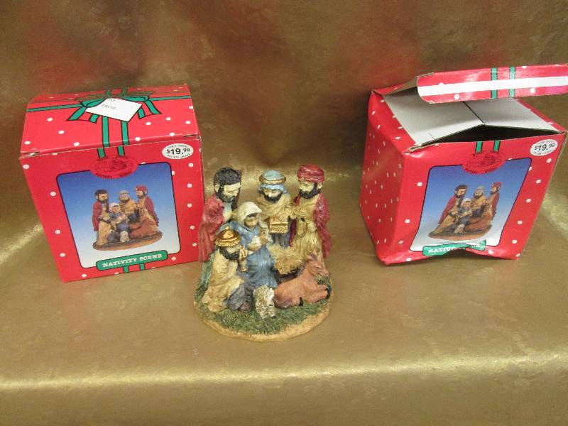 lot 65 image: Lot of 2 Nativity Scenes...