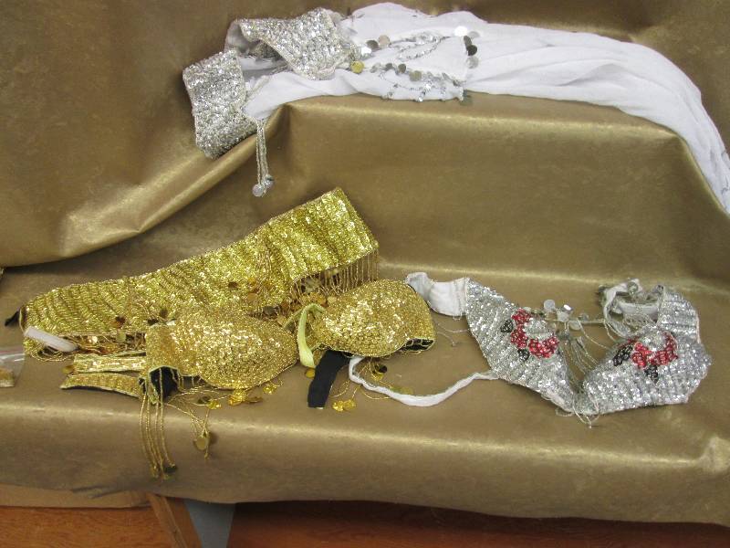 lot 71 image: Lot of 4 Belly Dancing Items...