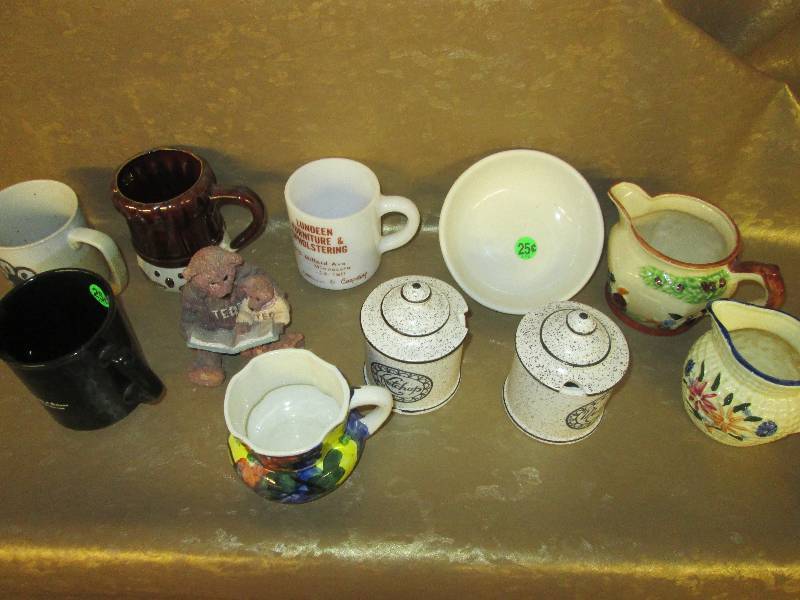 lot 234 image: Misc. kitchenware...