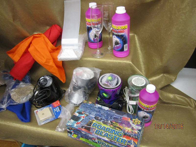 lot 94 image: lava lamp mbases ...