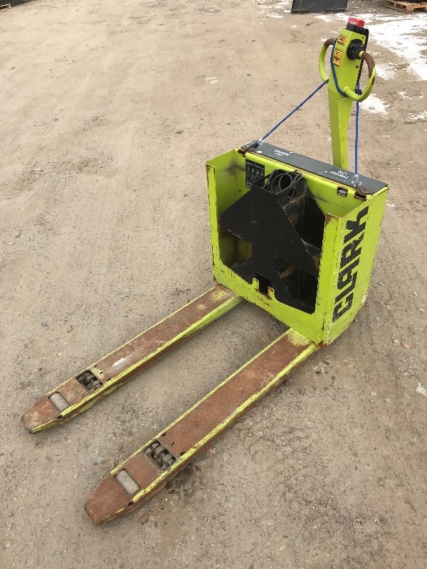 lot 12 image: Clark PW15 Commercial Pallet Jack