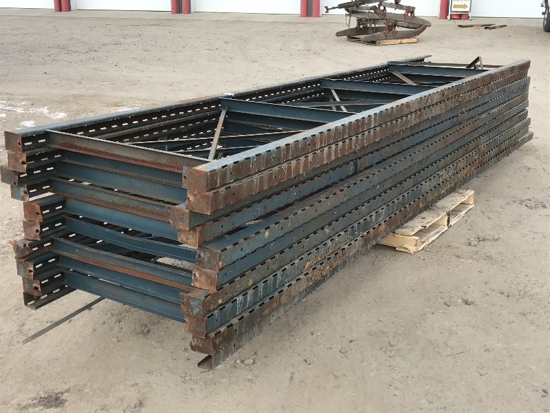 lot 3 image: Pallet Racking Uprights