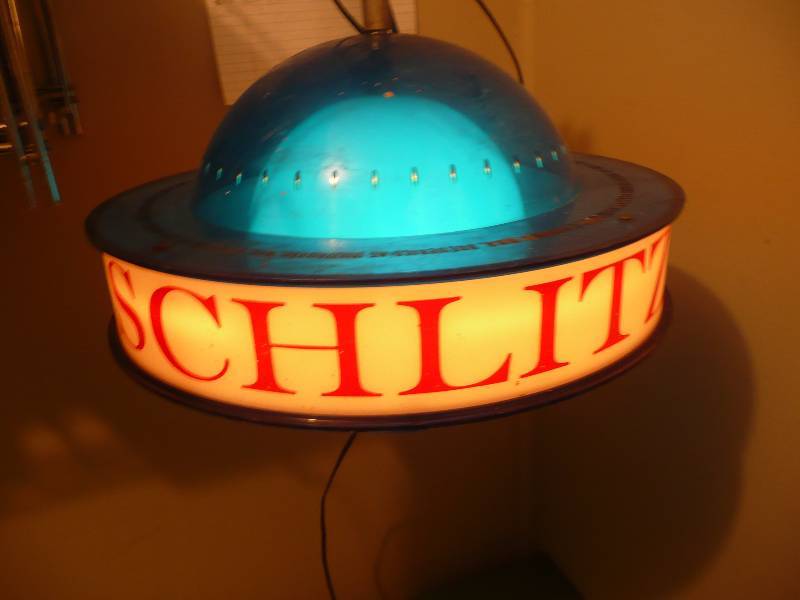Schlitz Motion Globe Sign, Works Great 13in Diameter