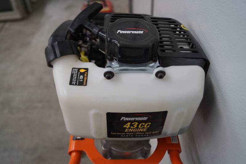 lot 4 image: Powermate Earth Auger 8