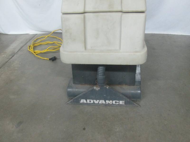 lot 10 image: Aqua Clean Advance 15 Carpet Cleaner