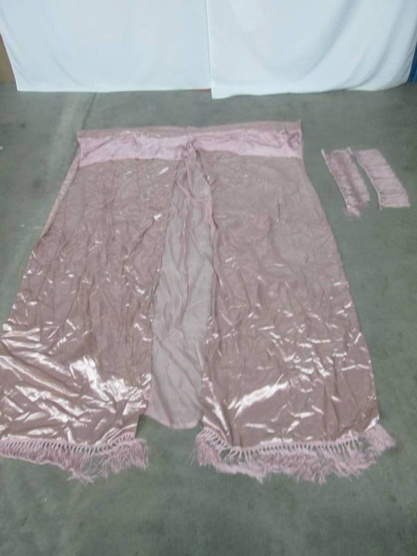 lot 67 image: McLeland Design Halley 56 x 84 6-Pc. One-Rod Drapery Sets