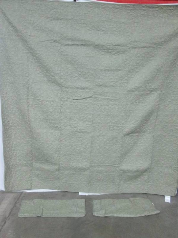 lot 24 image: McLeland Design Madden 3-pc. Cotton Quilt - FullQueen