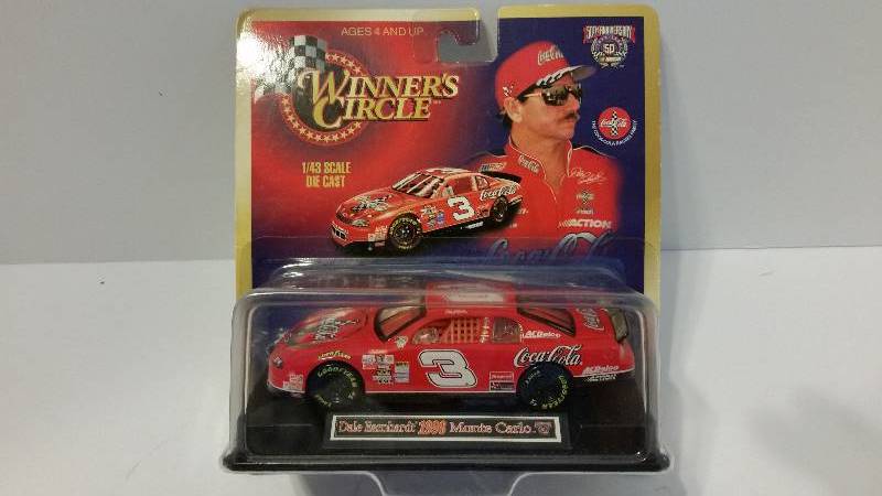 lot 117 image: Winners Circle 143rd Scale #3 Dale Earnhardt Coca Cola Red Paint Scheme 1998 Chevrolet  Monte Carlo