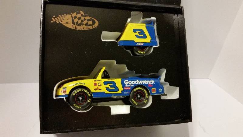 lot 146 image: Action Racing Collectables (RCCA) #3 GM Goodwrench Service Plus Dale Earnhardt Monte Carlo and Trailer Pedal Car Bank