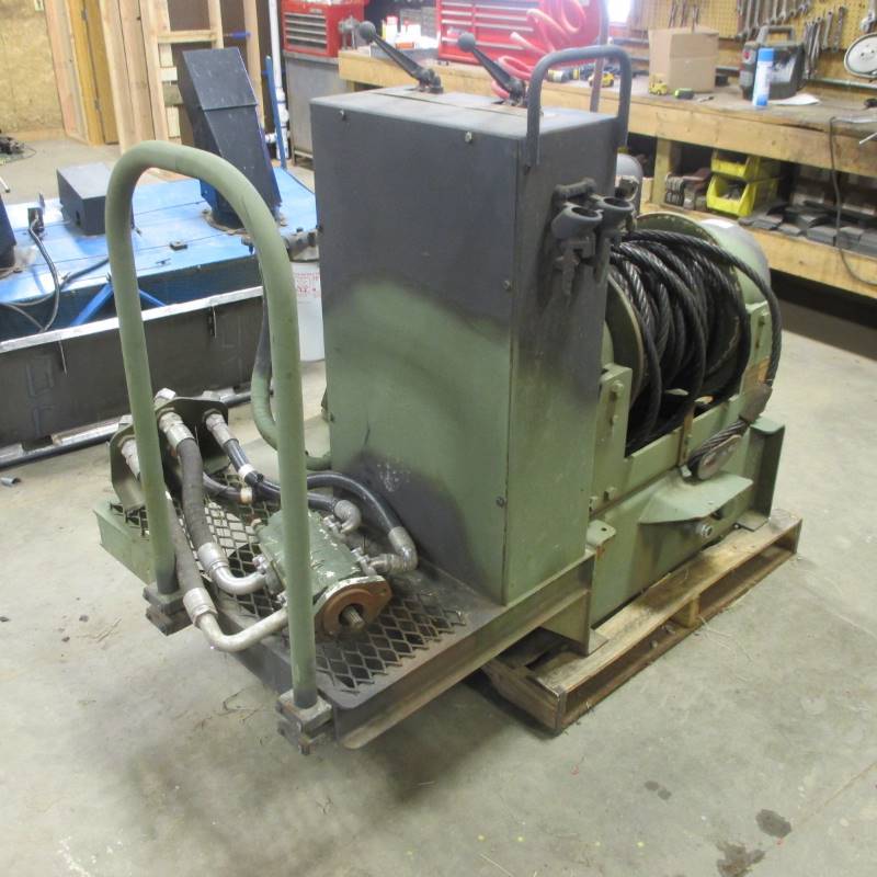 lot 1 image: DP hydraulic planetary gear winch. Line pull range of 24,000lb-45,000lb