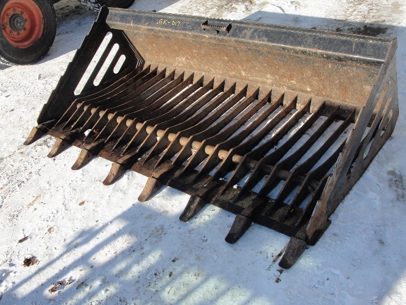 80 heavy Duty WildKat Rock Bucket with Universal Quick attach