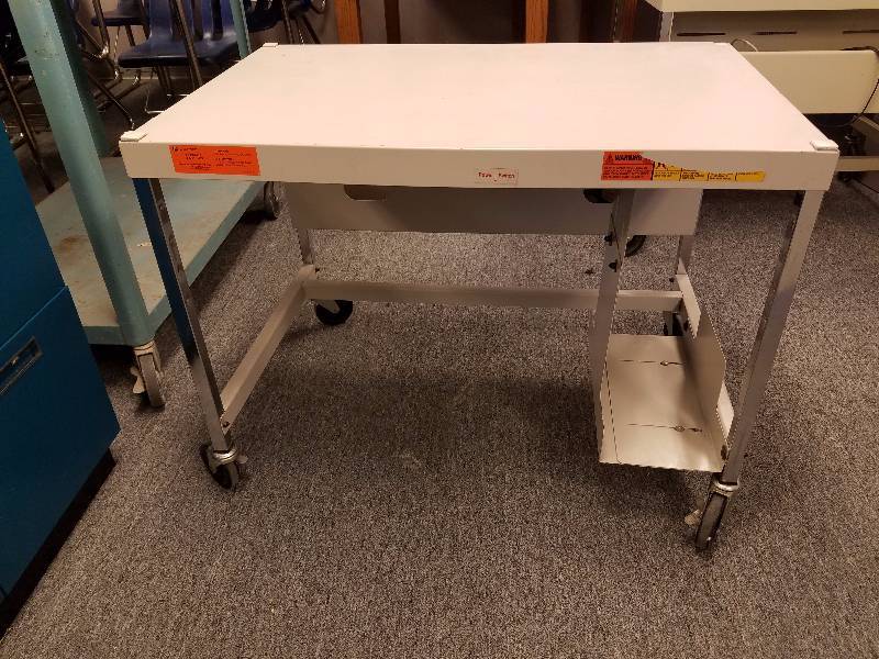 lot 57 image: Powered Desktop Cart