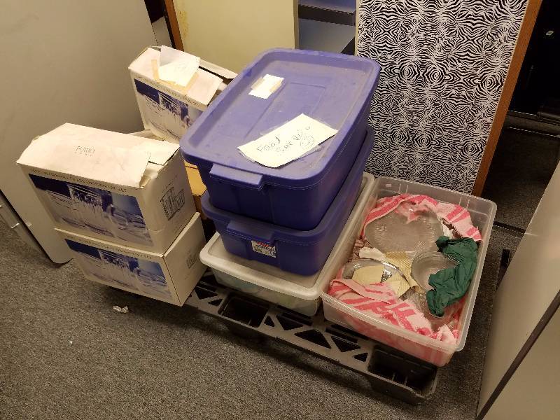 lot 62 image: Pallet of Glass Ware