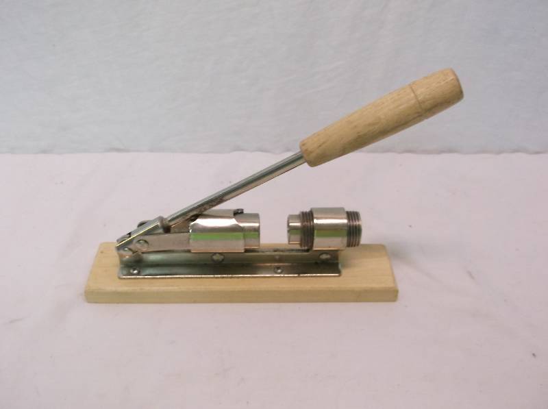 Nut Cracker