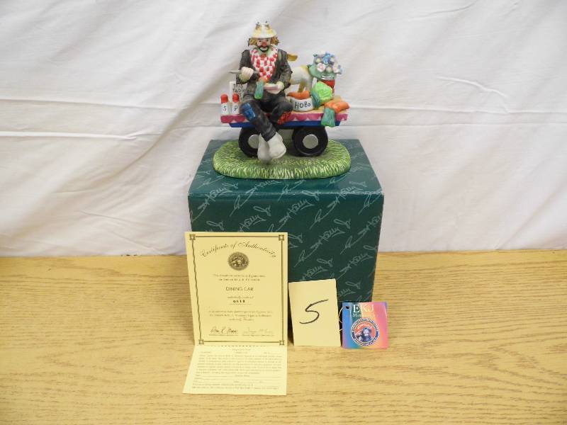 Emmet Kelly Jr. Figure