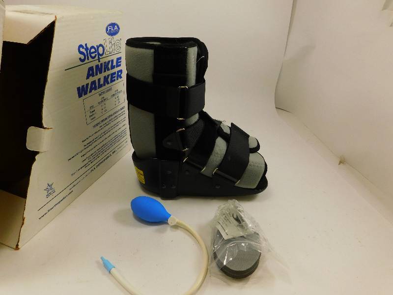 lot 54 image: Easy Air Pneumatic-Gel Ankle Walker