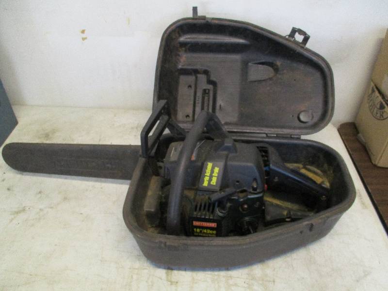 lot 32 image: Craftsman Chainsaw