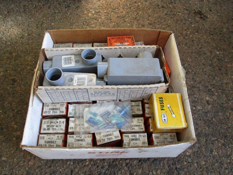 lot 77 image: Assorted Electrical Parts