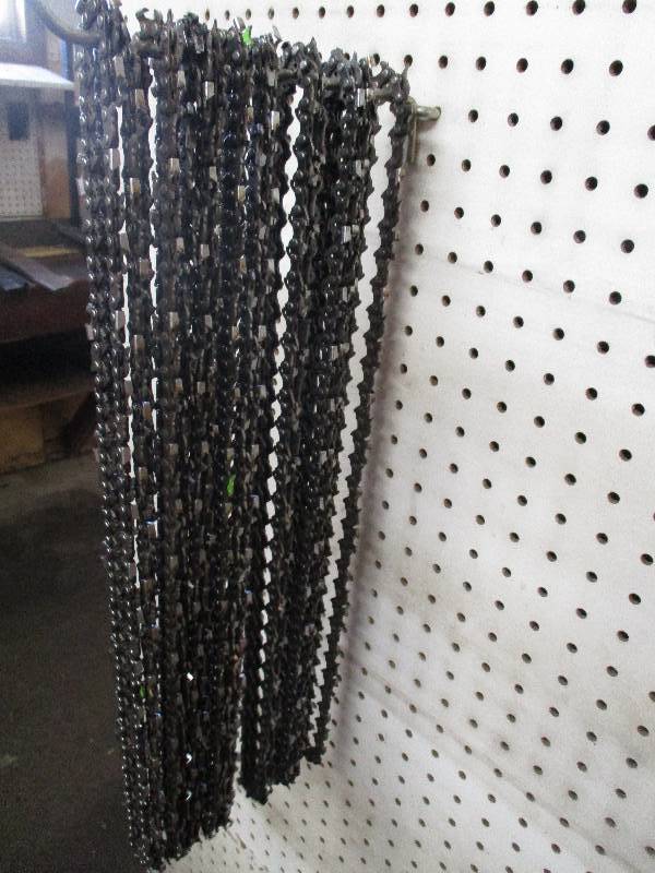 lot 151 image: Chainsaw Chains