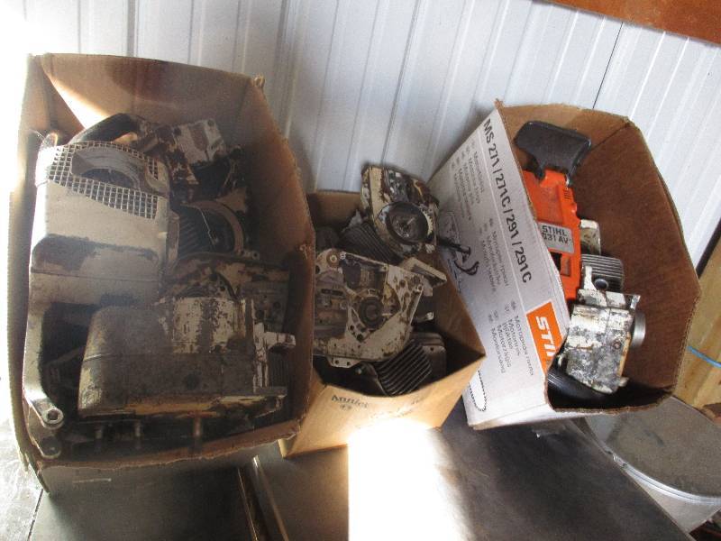 lot 186 image: Stihl 031 Parts