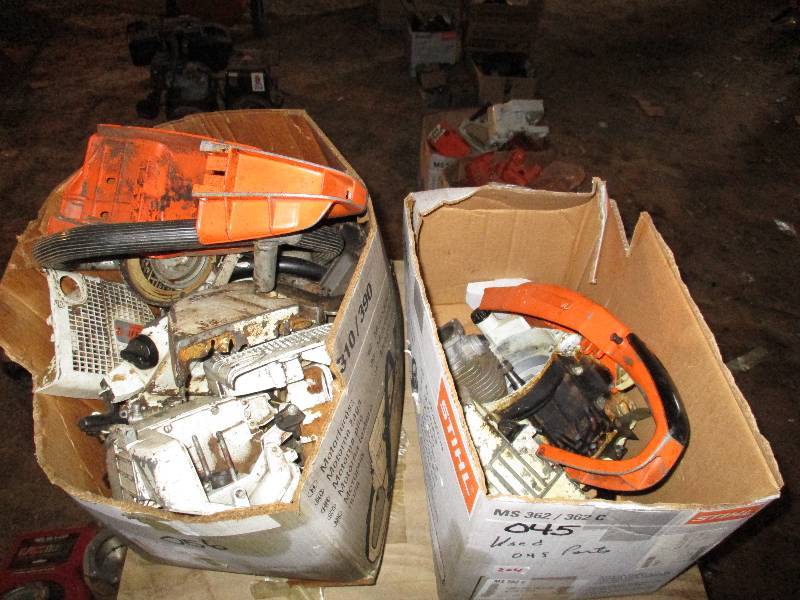 lot 204 image: Chainsaw Parts