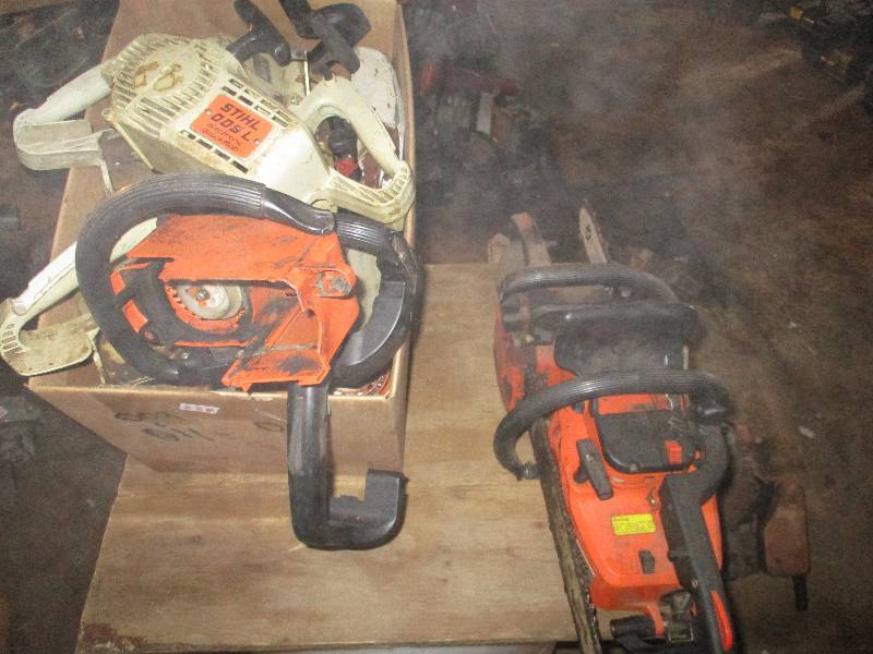 lot 228 image: Stihl 009011 Parts