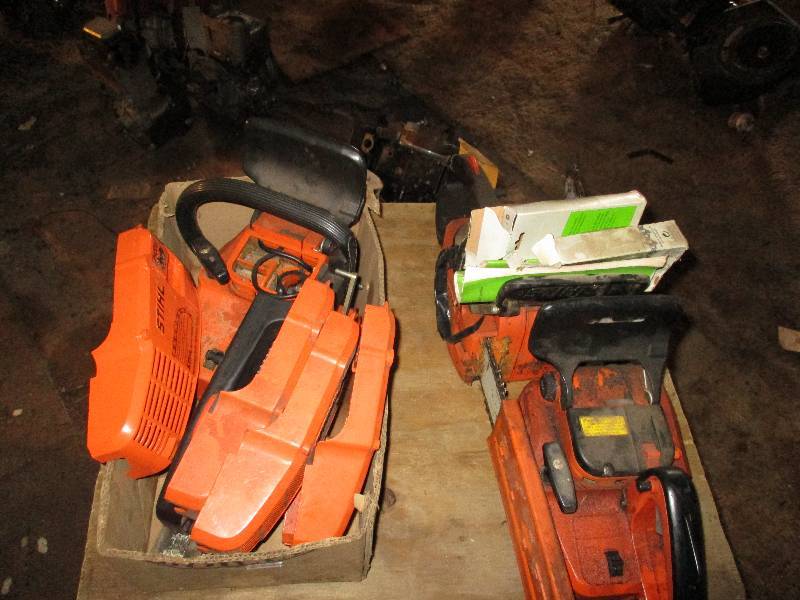 lot 229 image: Stihl 009 Parts