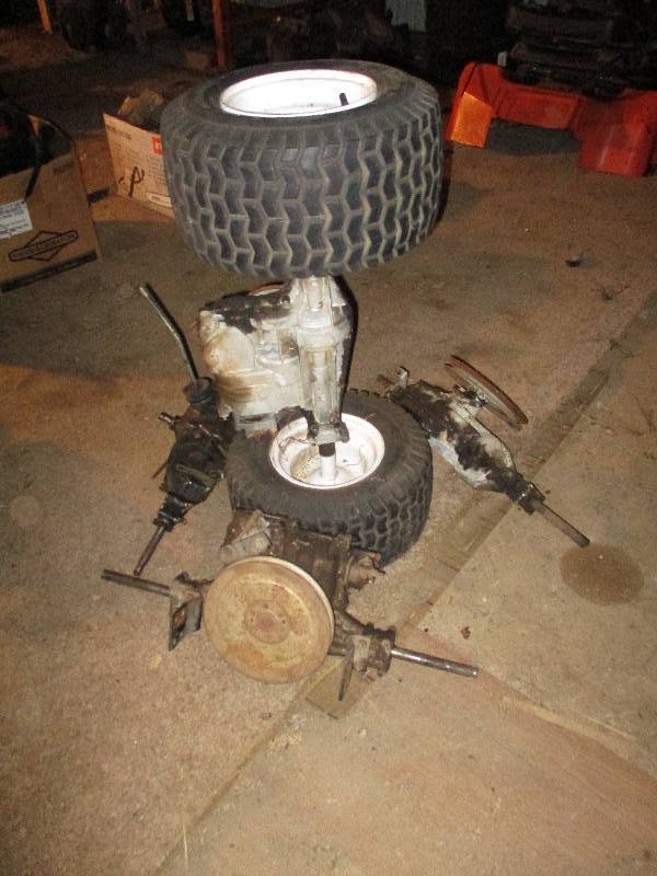 lot 267 image: Riding Lawnmower Rear End