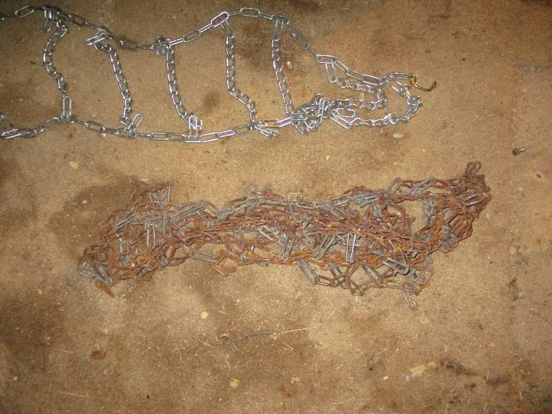 lot 270 image: Tire Chains
